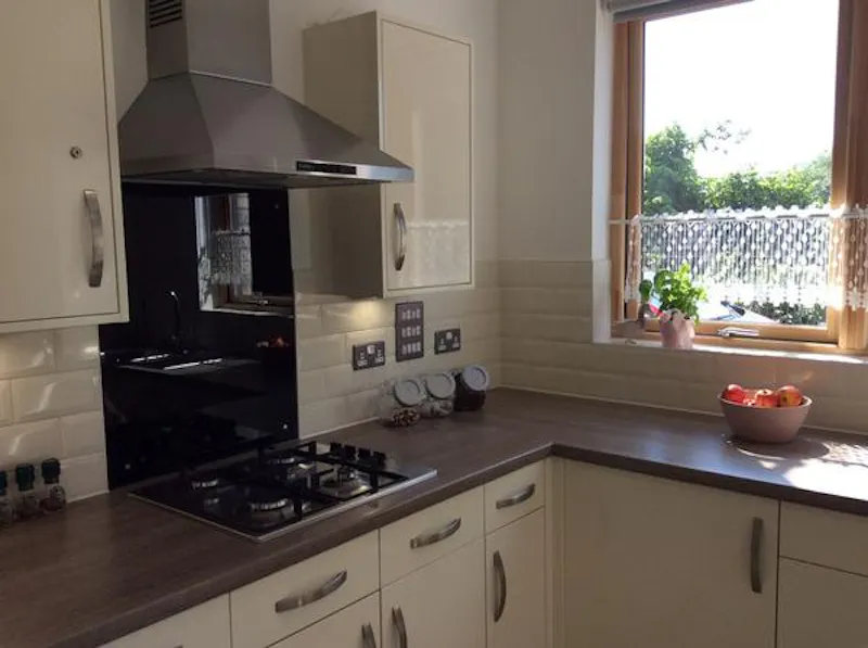 New build Dagenham house, D2418 (photo 11)