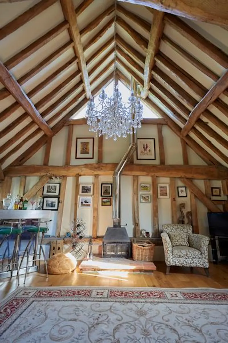 Amersham 400 acre farm, L696 (photo 3)
