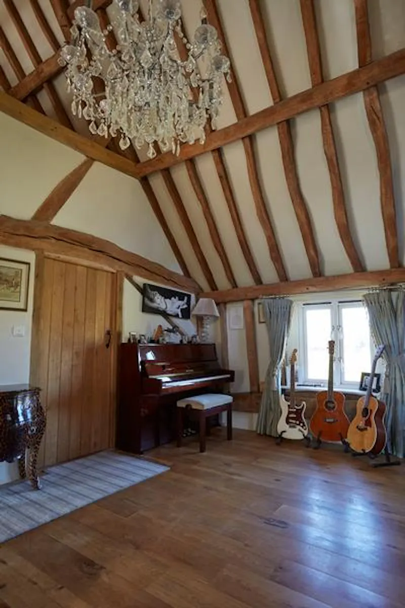 Amersham 400 acre farm, L696 (photo 10)