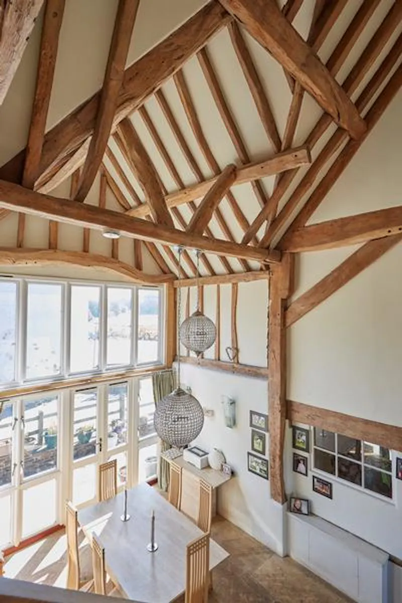 Amersham 400 acre farm, L696 (photo 13)