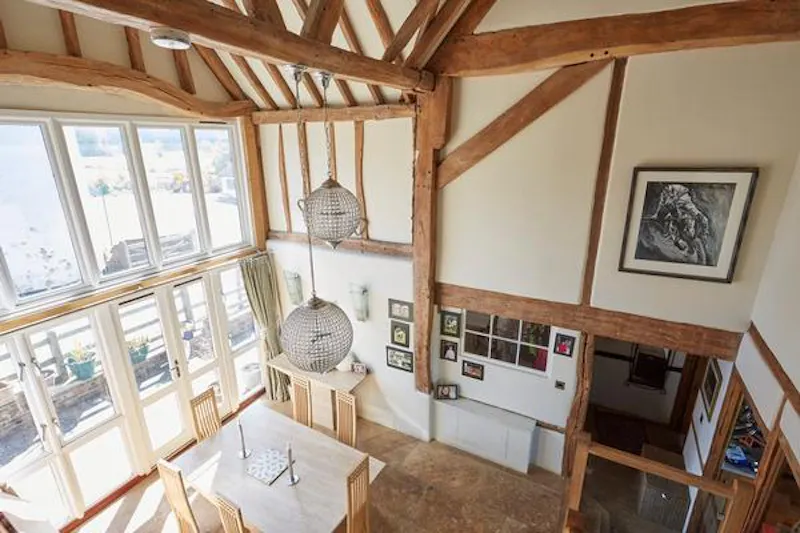 Amersham 400 acre farm, L696 (photo 14)