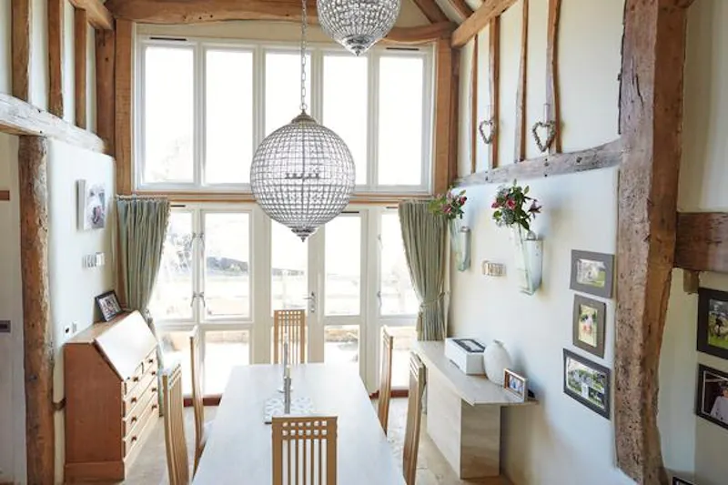 Amersham 400 acre farm, L696 (photo 15)