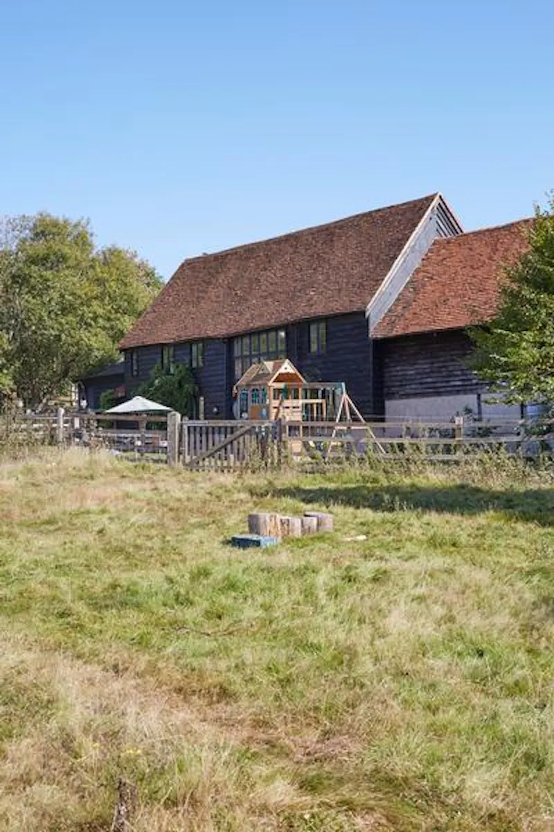 Amersham 400 acre farm, L696 (photo 51)