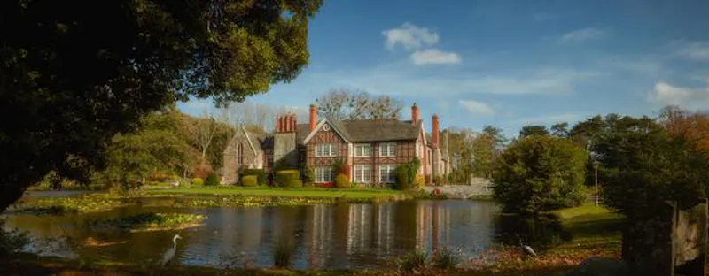 Lake at Early Tudor manor in Hereford, M325 (photo 8)