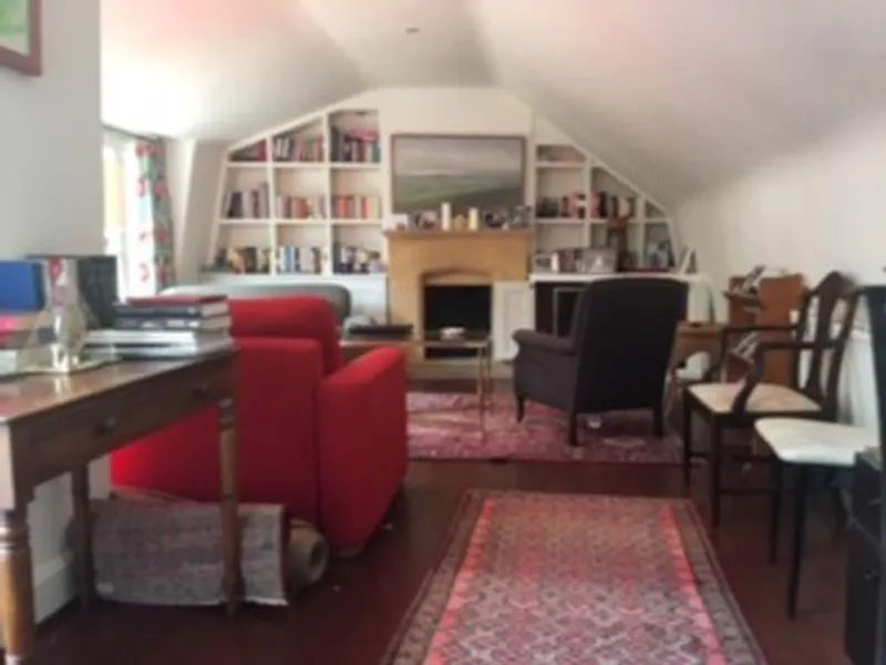 Living Room at Cobbled Chelsea mews house, A1495 (photo 8)