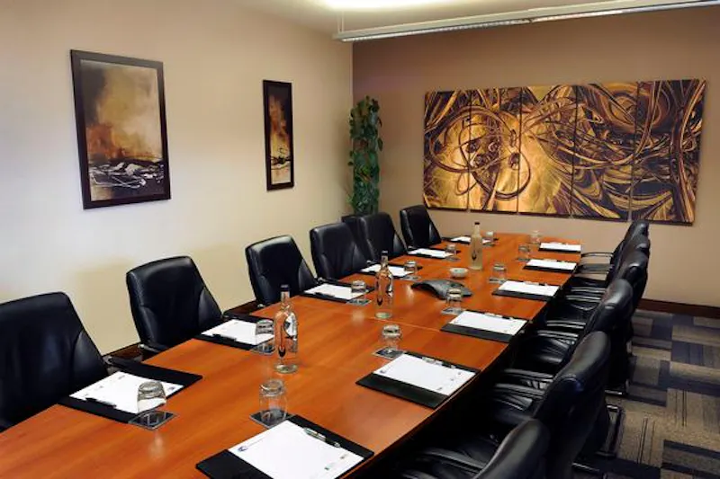 Office at Film location R828 in Essex (photo 13)