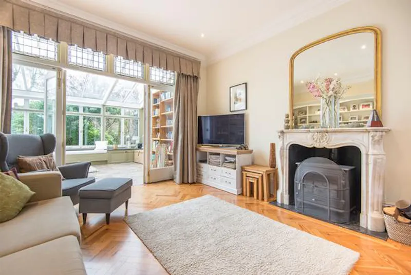 Fireplace at Spacious Ealing family house, D2421 (photo 5)