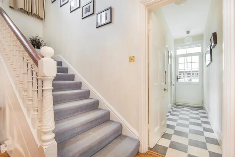 Spacious Ealing family house, D2421 (photo 18)