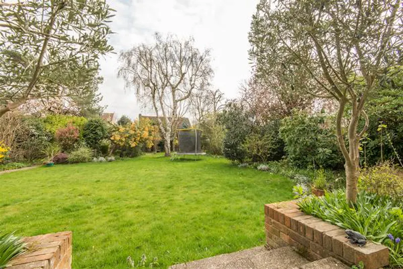Spacious Ealing family house, D2421 (photo 40)