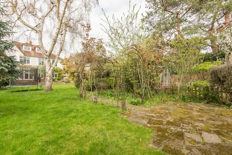 Spacious Ealing family house, D2421 (photo 44)