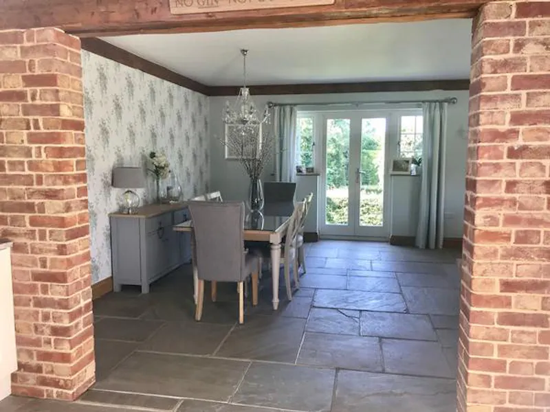 Dining room at Bognor Regis quaint cottage, C911 (photo 4)