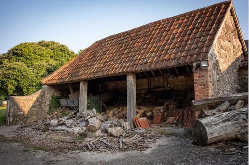 Early Somerset estate by the sea, M326 (photo 40)