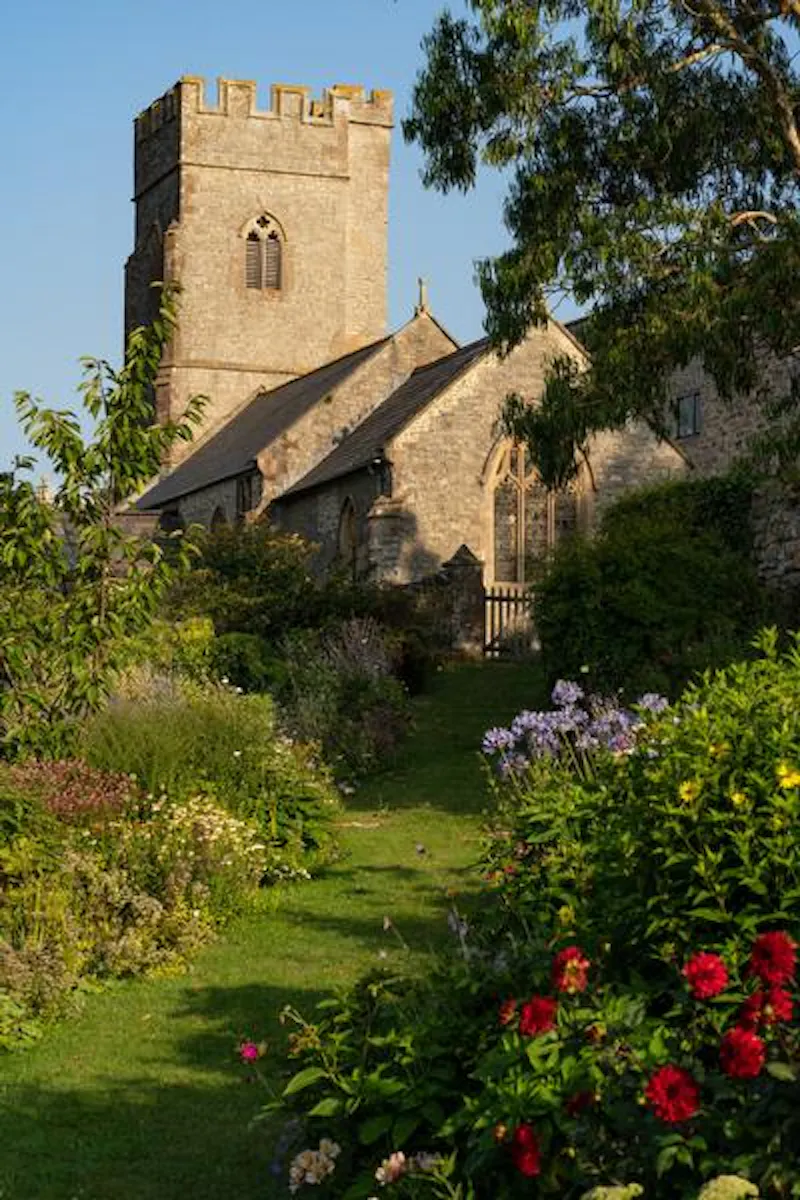 Early Somerset estate by the sea, M326 (photo 48)