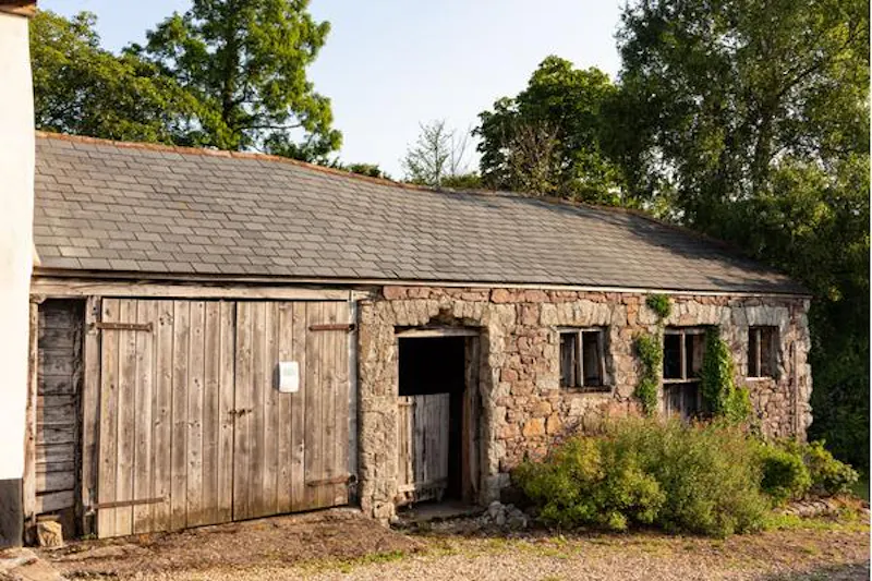 Early Somerset estate by the sea, M326 (photo 56)