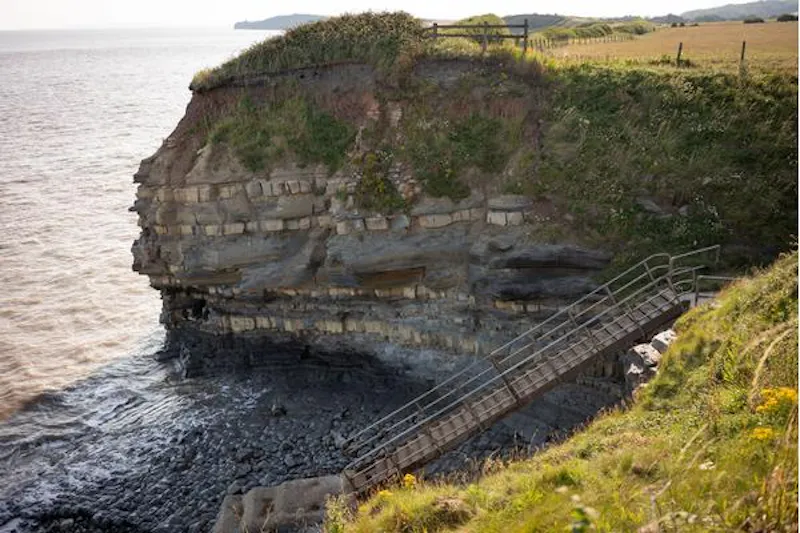 Early Somerset estate by the sea, M326 (photo 63)
