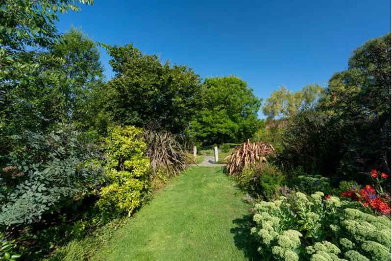 Early Somerset estate by the sea, M326 (photo 68)