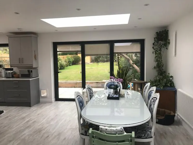 Dining room at Sixties semi in Kingston, D2424 (photo 9)