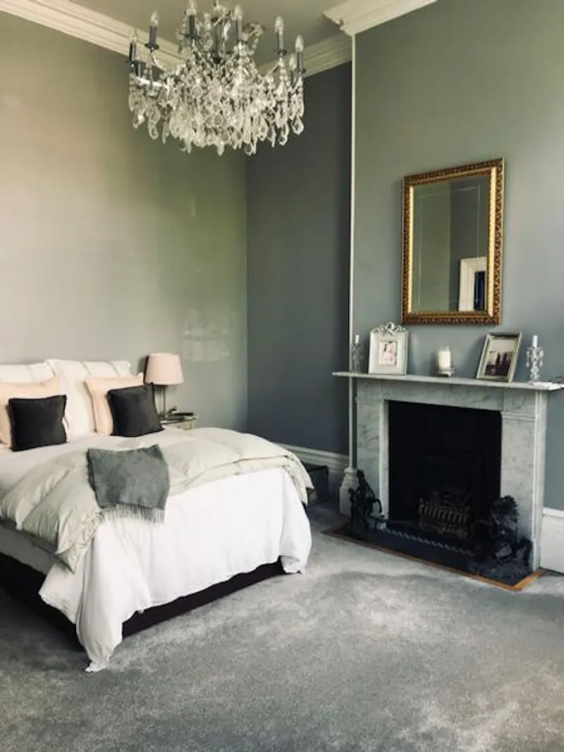 Bedroom at Colourful old courthouse in Maldon, A1497 (photo 17)