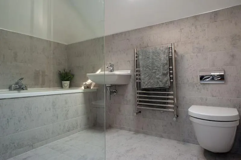 Bathroom at Grade II Georgian in Blackheath, A1498 (photo 14)