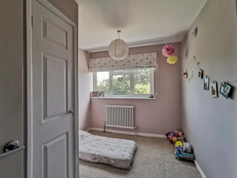 Spacious seventies Bucks home, D2428 (photo 15)