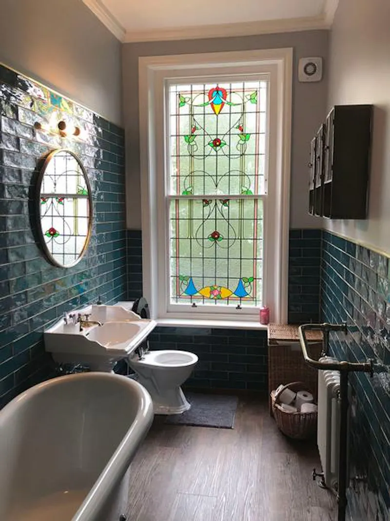 Bath - rolltop at Crystal Palace colourful home, B1863 (photo 34)