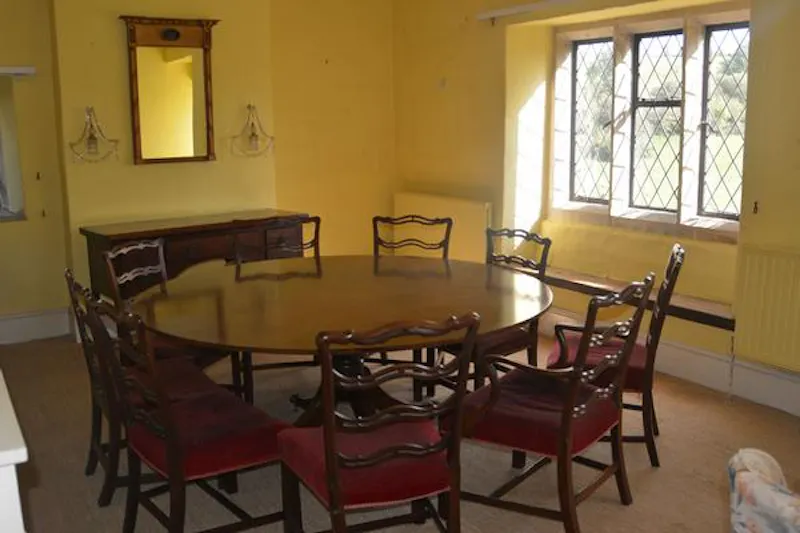 Dining room at Remote ancient Cotswold farm, M327 (photo 4)