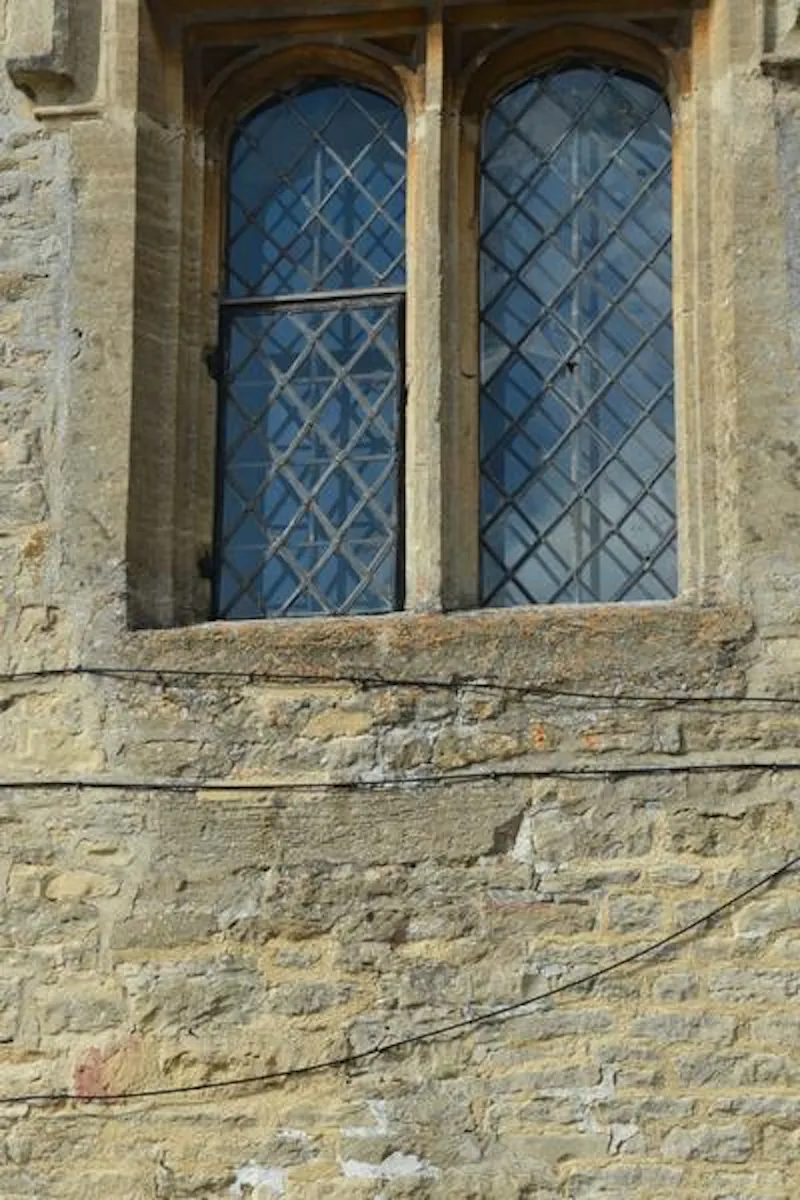 Remote ancient Cotswold farm, M327 (photo 36)