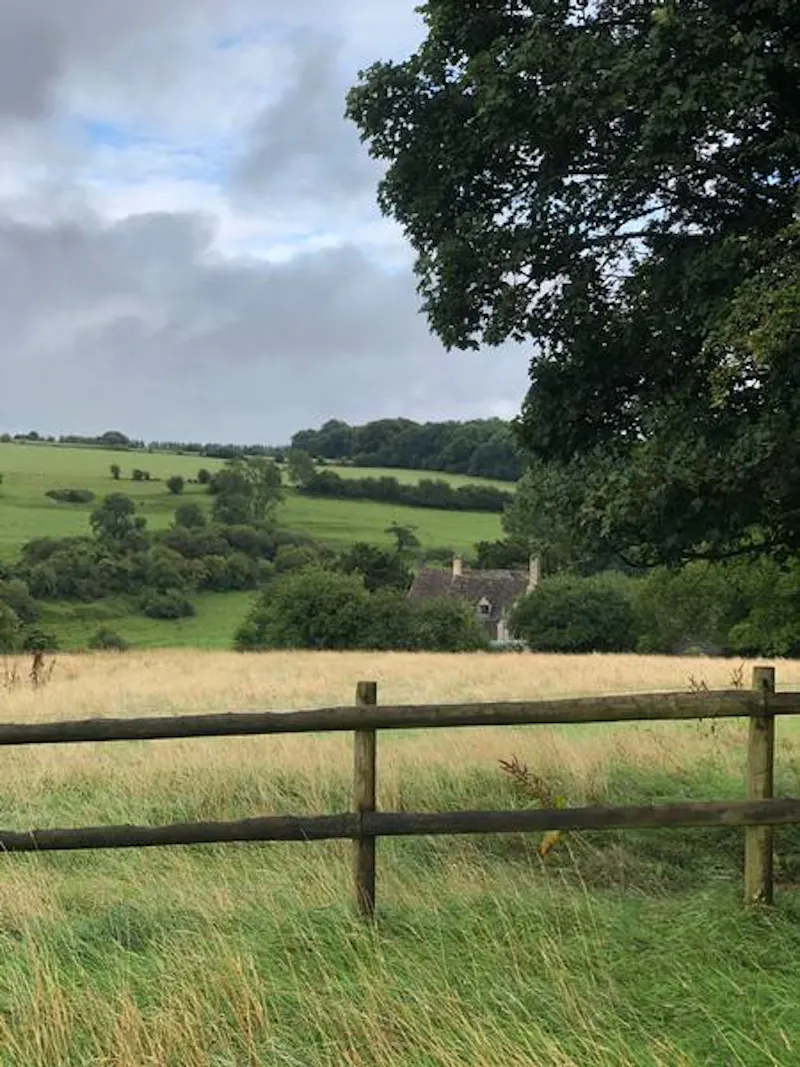 Remote ancient Cotswold farm, M327 (photo 39)