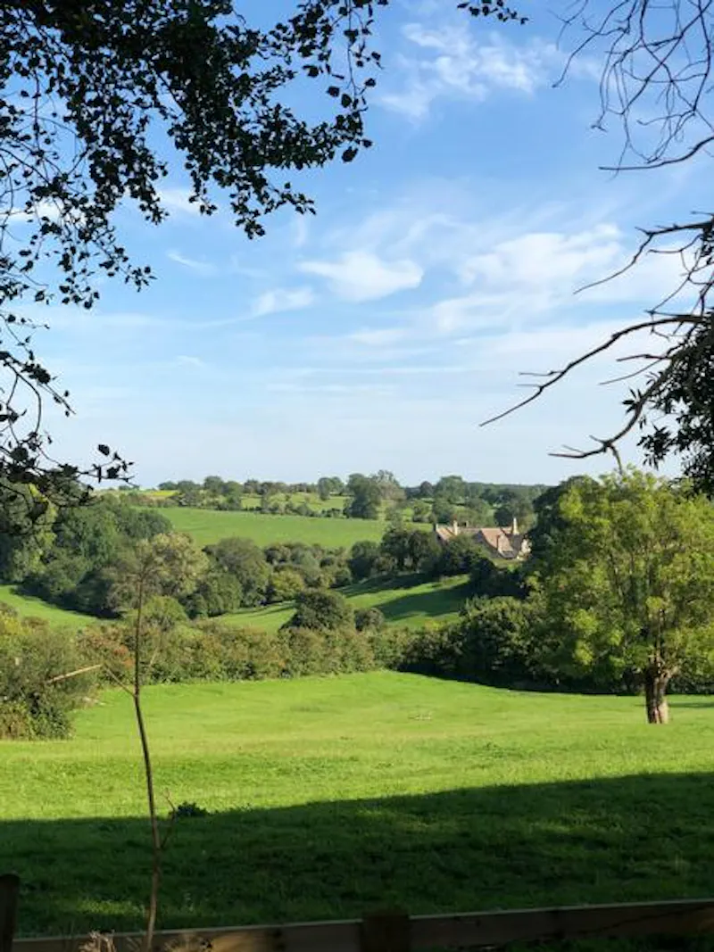 Remote ancient Cotswold farm, M327 (photo 48)