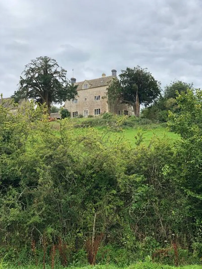 Remote ancient Cotswold farm, M327 (photo 56)