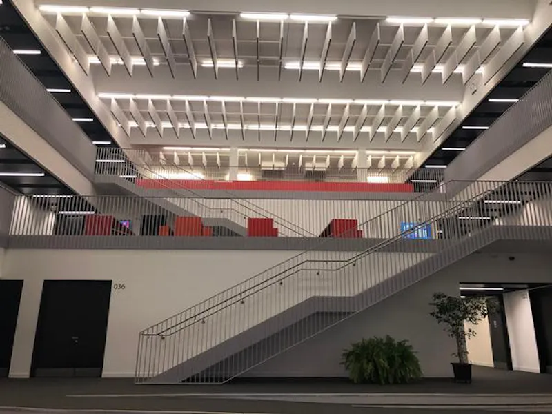Staircase at Modern Dagenham school, J220 (photo 5)