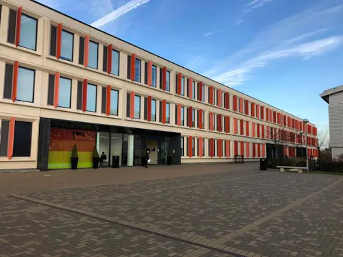 Modern Dagenham school, J220
