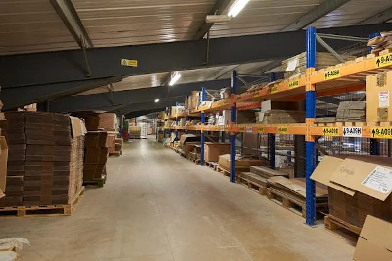 Commercial factory in Wickford, N463 (photo 8)