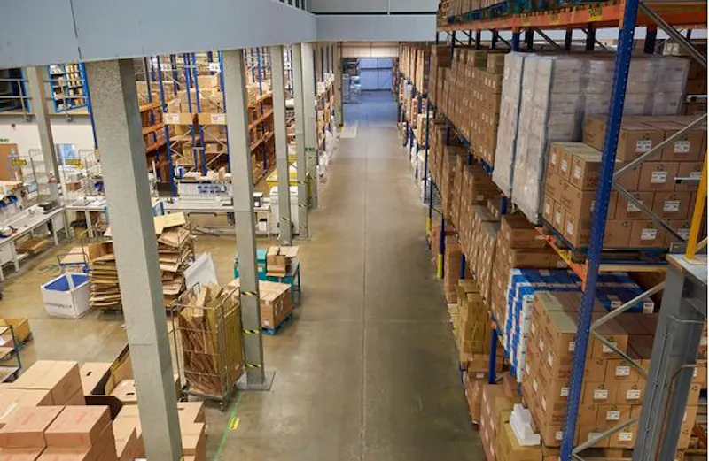 Commercial factory in Wickford, N463 (photo 9)
