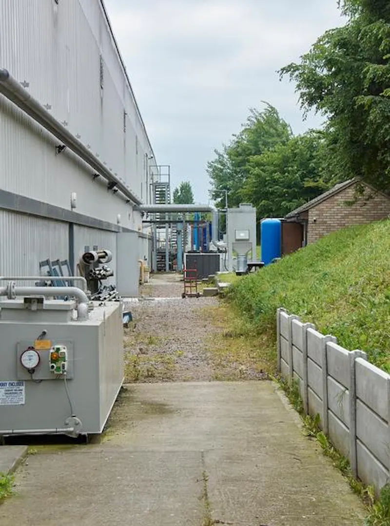 Commercial factory in Wickford, N463 (photo 35)