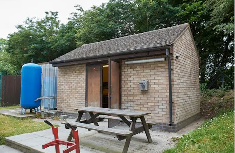 Terrace/Patio at Commercial factory in Wickford, N463 (photo 36)