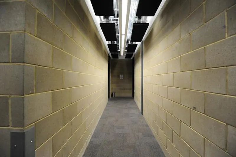 Corridor at Purfleet rehearsal venue, N464 (photo 29)