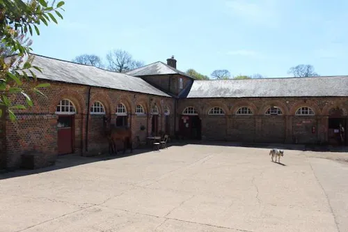 Film location, L700