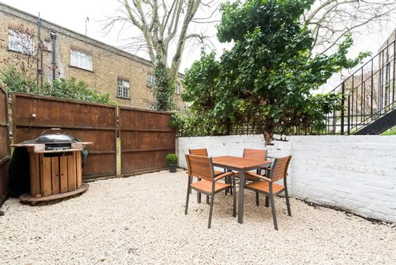 Terrace/Patio at Modern Angel flat with courtyard, F1187 (photo 16)