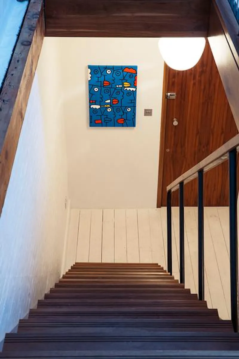 Entrance hall at Colourful Old Street penthouse, F1188 (photo 20)