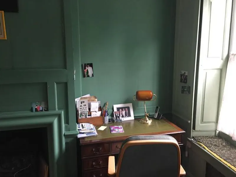 Study at Georgian Chigwell house, A1504 (photo 11)