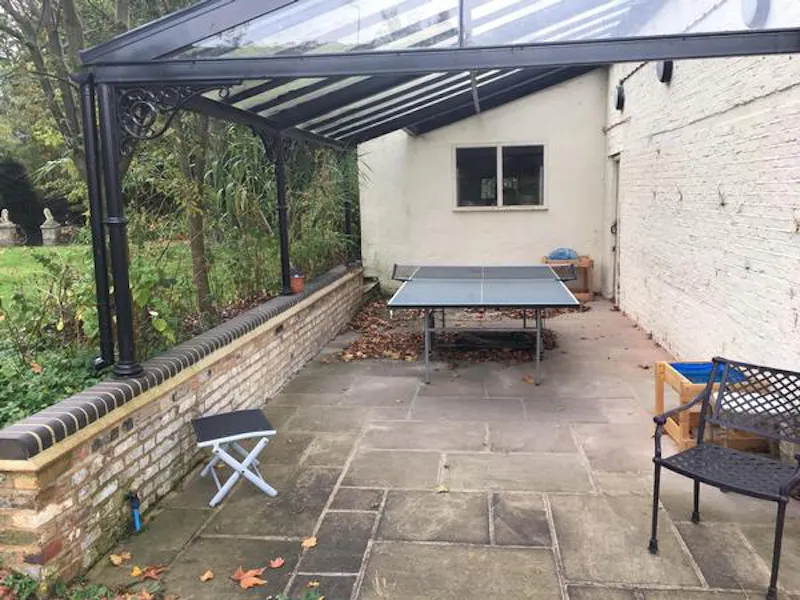 Terrace/Patio at Georgian Chigwell house, A1504 (photo 17)