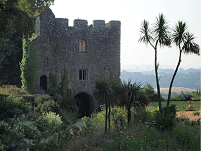 Cornish castle and gardens, G307 (photo 77)