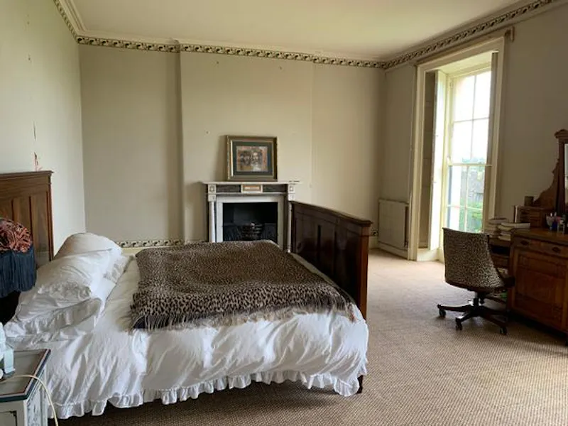 Bedroom at Cornish castle and gardens, G307 (photo 18)