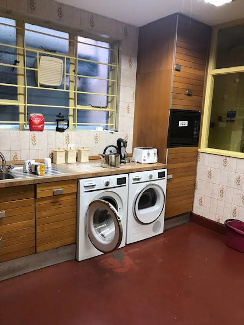 Kitchen at Engineer's workshop in Mile End, N466 (photo 18)