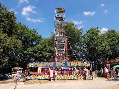 Steam-driven fairground museum, V162