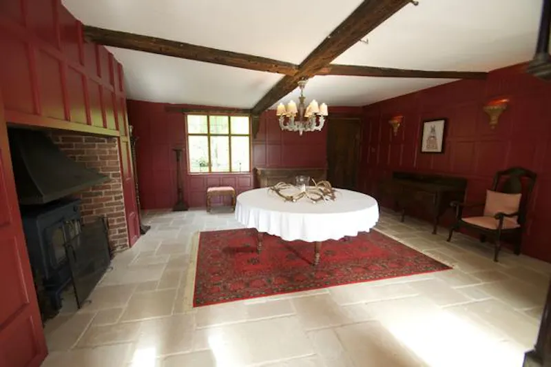 Beams at Shropshire Timber-framed house , M328 (photo 2)