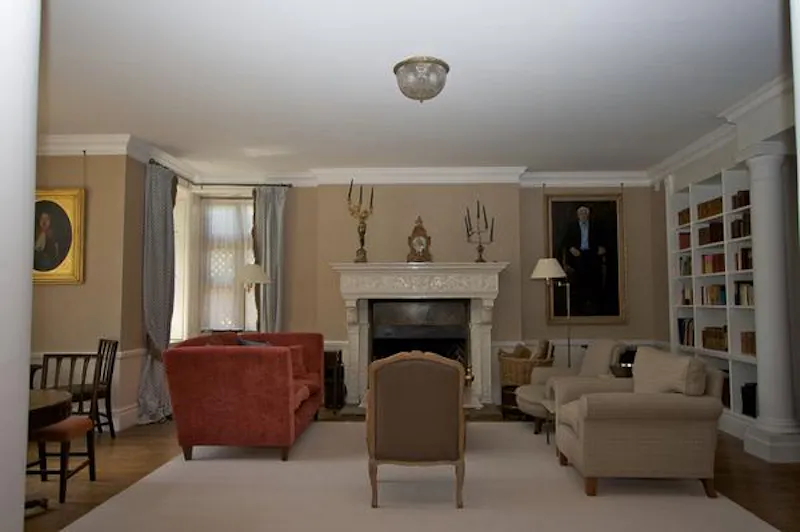 Fireplace at Crawley Victorian country house, M329 (photo 6)