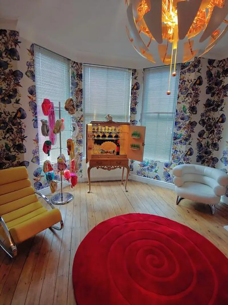 Colourful Kensal Green apartment, F1189 (photo 6)