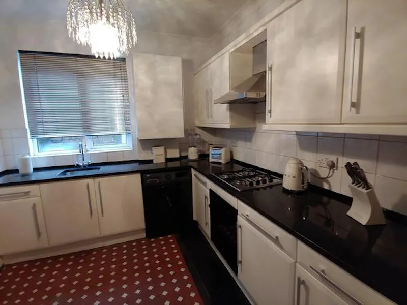 Kitchen at Colourful Kensal Green apartment, F1189 (photo 16)